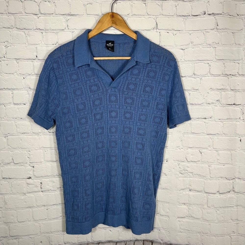Hollister Mens Blue Crochet Knit Polo Shirt Short Sleeve Geometric Pattern Med